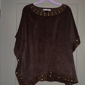 Nygard Elegant Brown Blouse with Gold Studs
